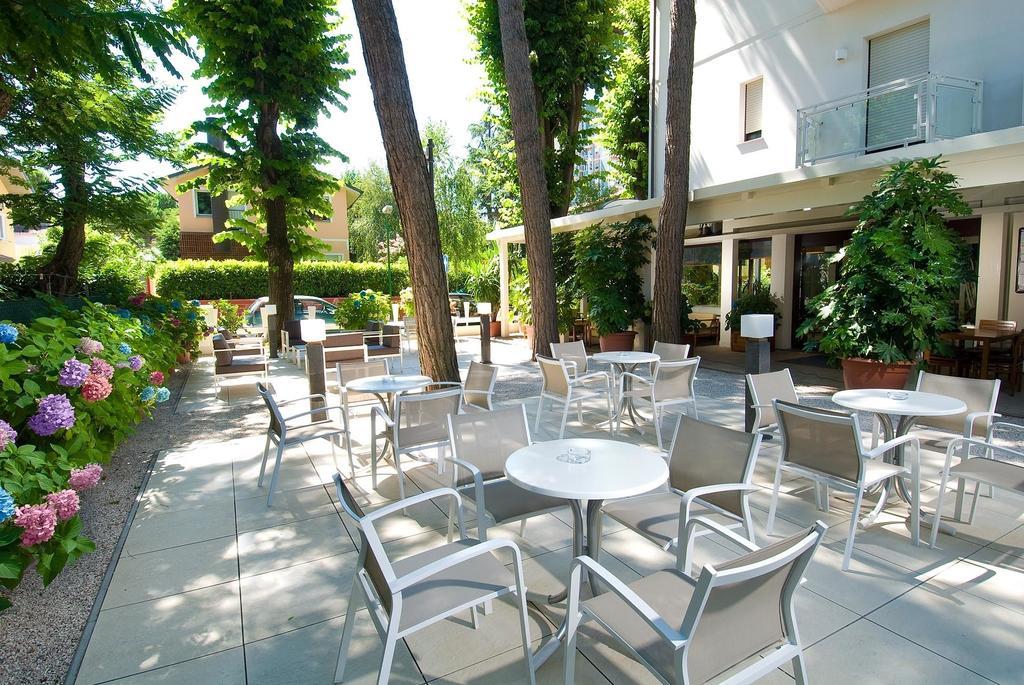 Hotel Trieste Cervia Extérieur photo