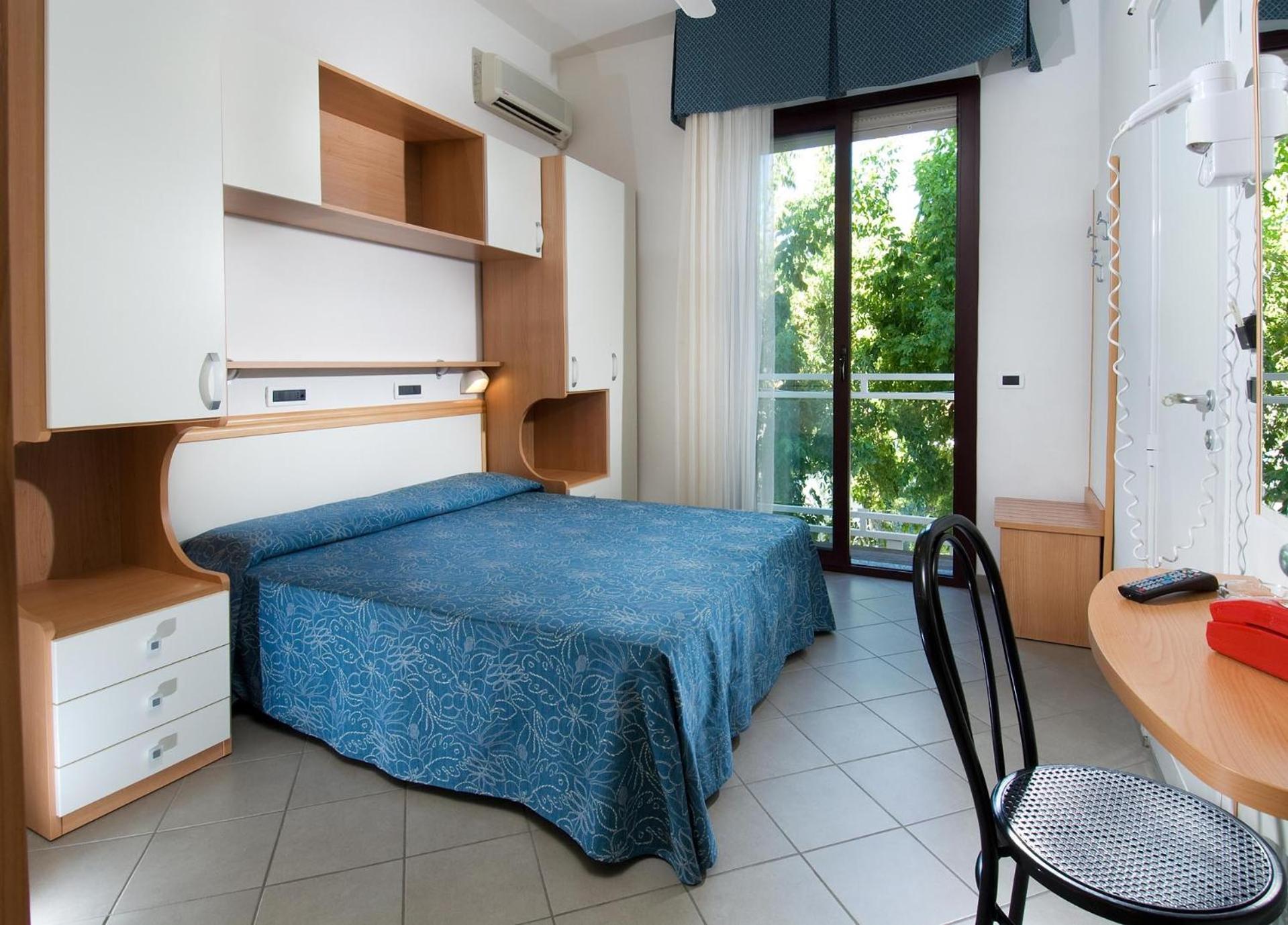 Hotel Trieste Cervia Extérieur photo