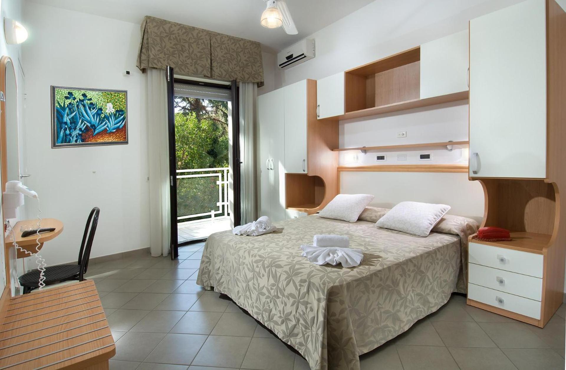 Hotel Trieste Cervia Extérieur photo